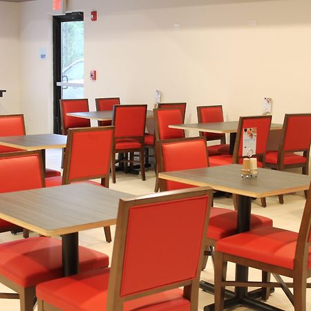 Holiday Inn Express Hotel & Suites Glasgow By Ihg Esterno foto