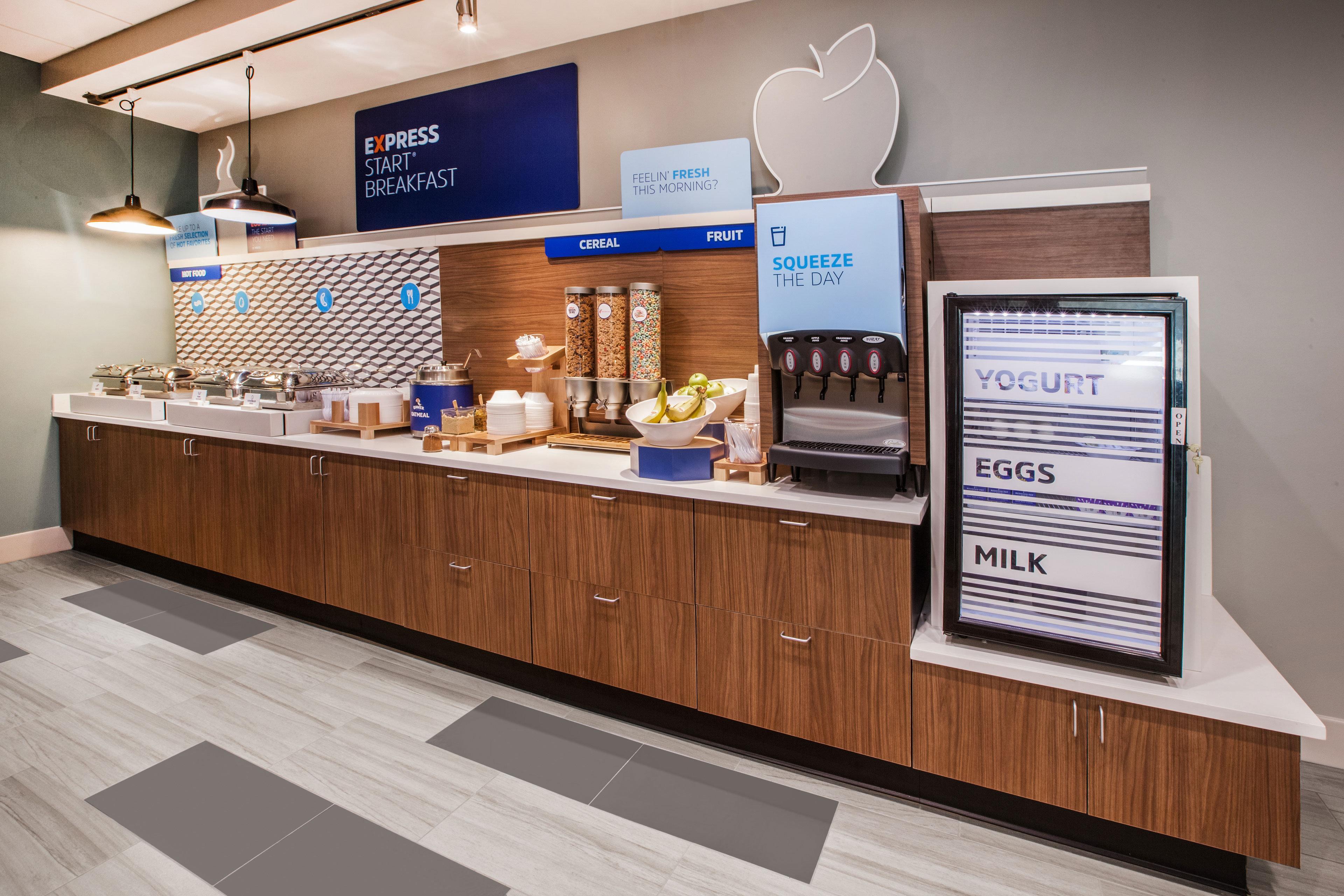 Holiday Inn Express Hotel & Suites Glasgow By Ihg Esterno foto