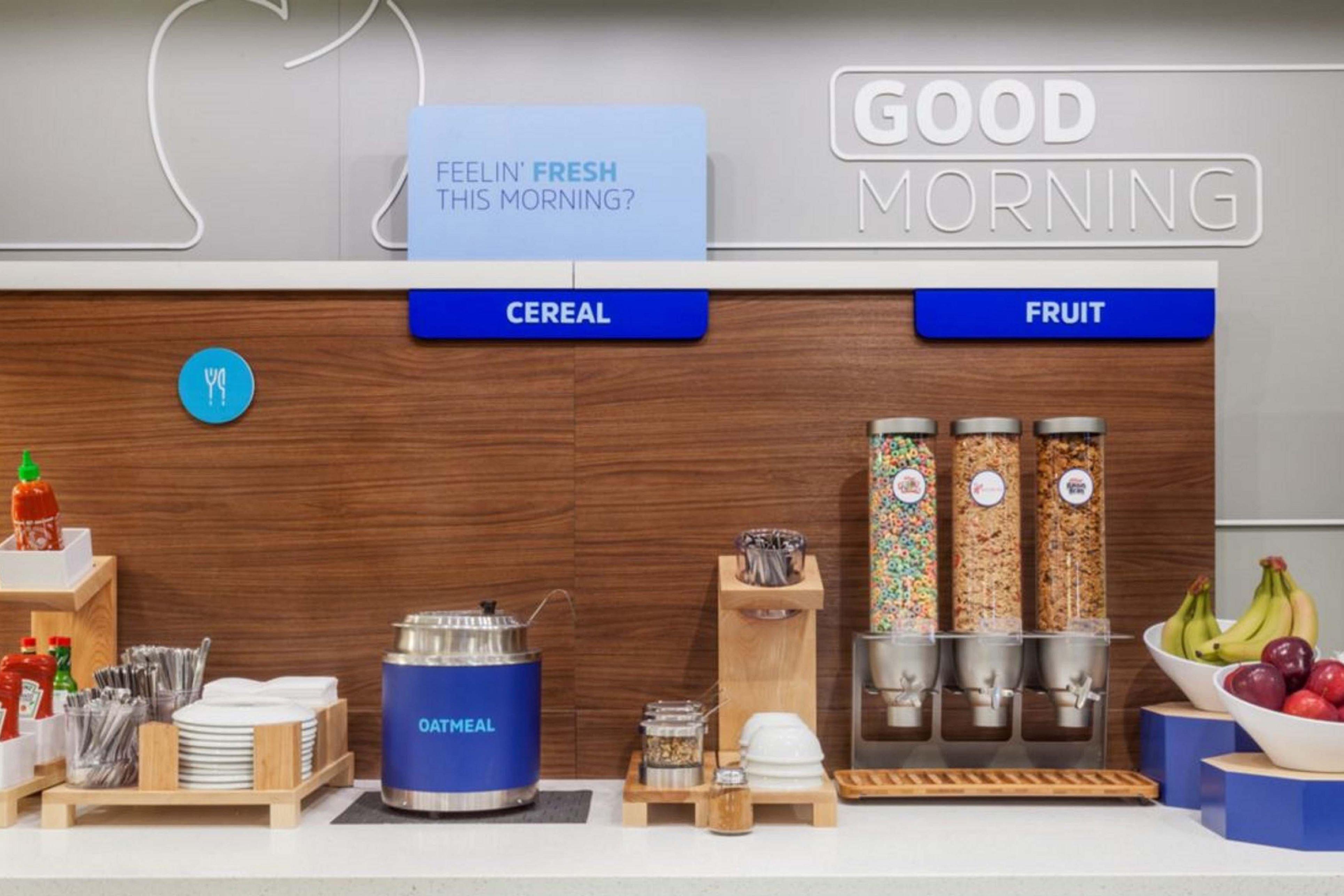 Holiday Inn Express Hotel & Suites Glasgow By Ihg Esterno foto