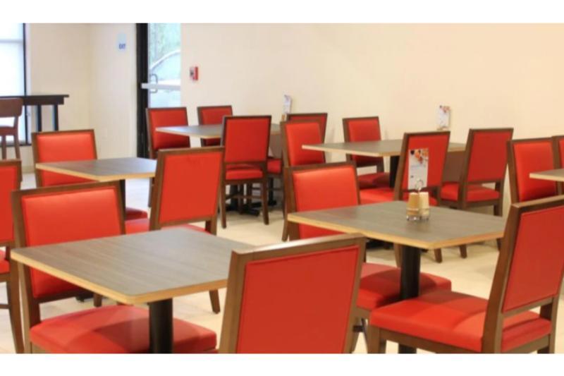 Holiday Inn Express Hotel & Suites Glasgow By Ihg Esterno foto