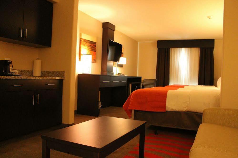 Holiday Inn Express Hotel & Suites Glasgow By Ihg Esterno foto