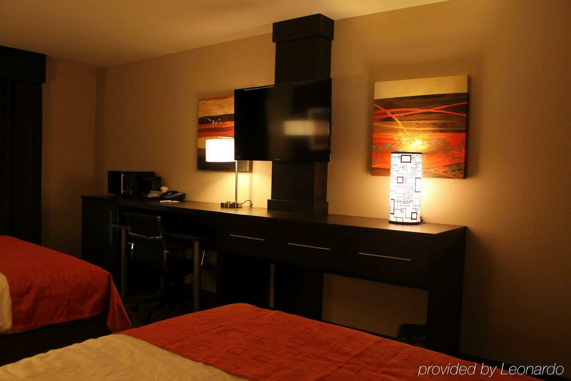 Holiday Inn Express Hotel & Suites Glasgow By Ihg Esterno foto